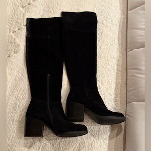 Elegant Black Knee-High Women's Boots Nordstrom